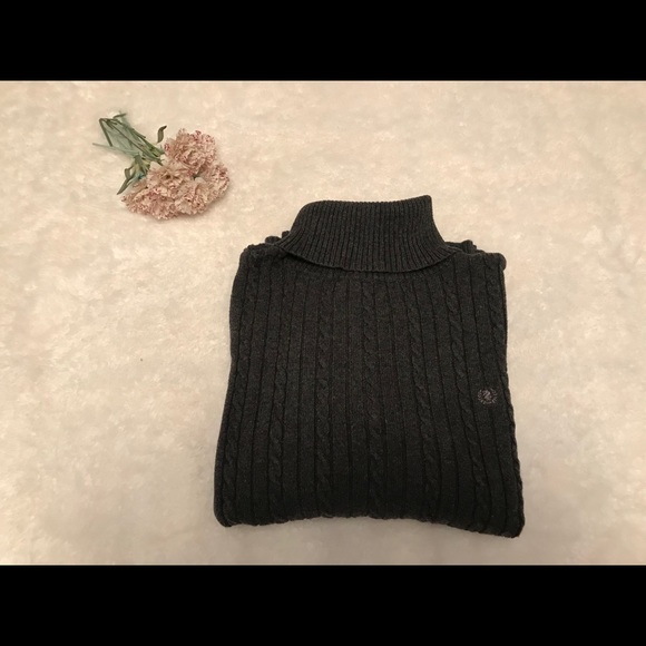 *SOLD* IZOD Knit Sweater - Picture 1 of 4